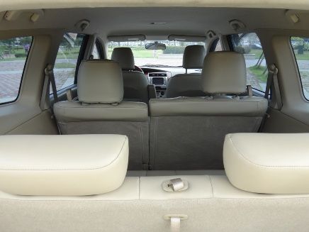 09 日產 Livina 1.8 七人座 照片3