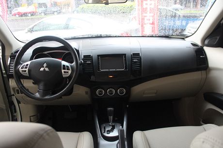 2010三菱Outlander 聯強汽車 照片2