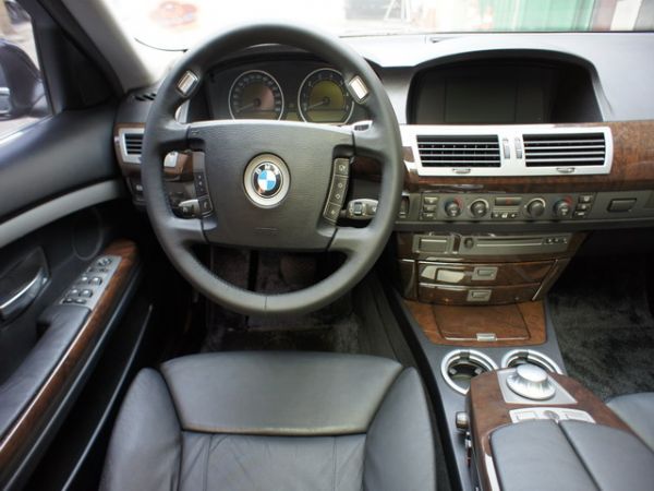 03 BMW 寶馬 735lia 3.5 照片3