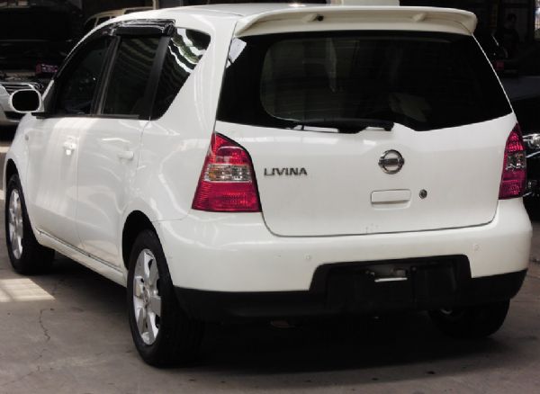 2009日產Nissan LIVINA 照片5