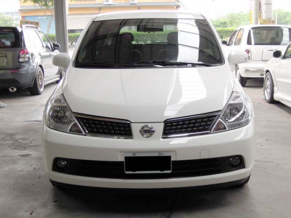 2011日產Nissan TIIDA  照片2