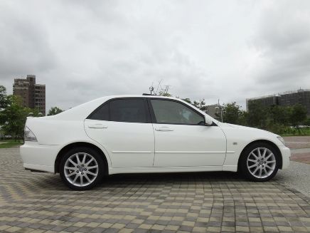 04 LEXUS IS200 Sport 照片3