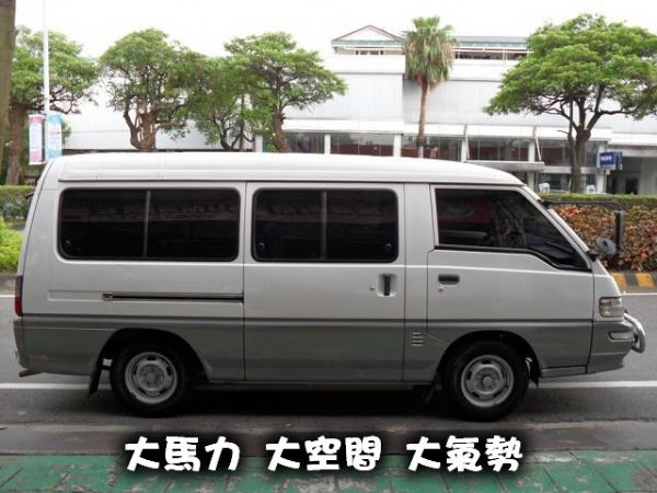 2005年 得利卡 手排 加長型 照片3