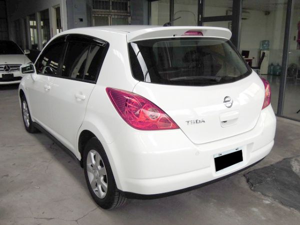 2011 日產 TIIDA 高鐵汽車 照片5