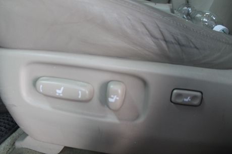 2004年Lexus 凌志 RX 330 照片5