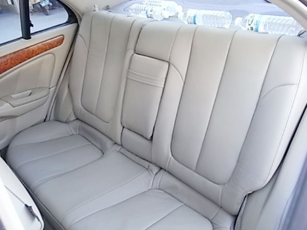 2000 Nissan 日產 照片3