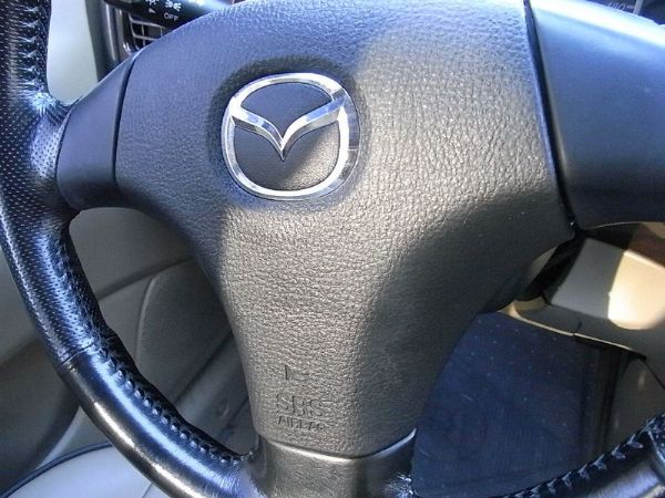 2003年  Mazda 馬自達 照片5