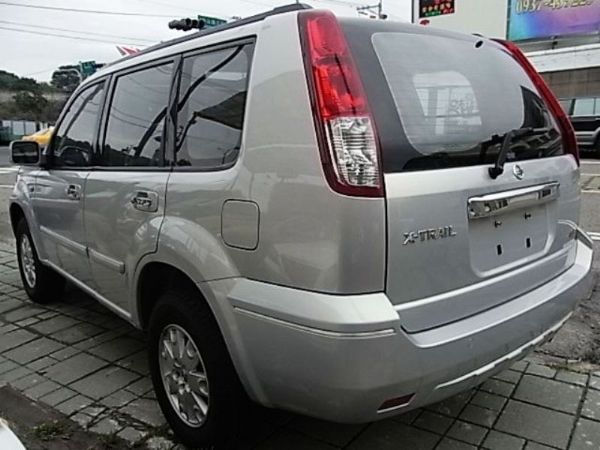 2004年Nissan 日產 照片9