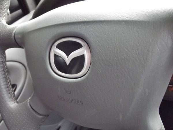 2004Mazda 馬自達 照片5