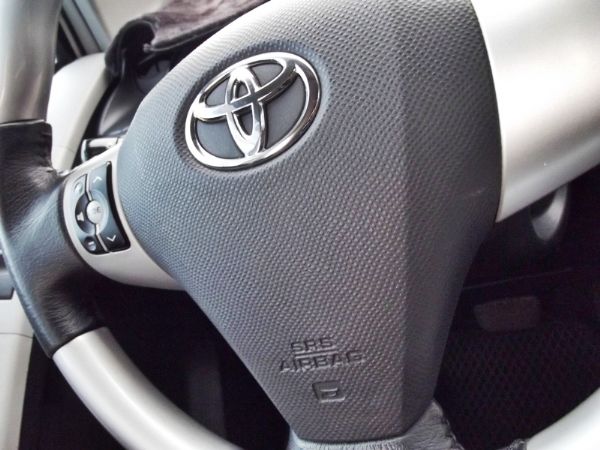 2008年Toyota豐田  Yaris 照片5
