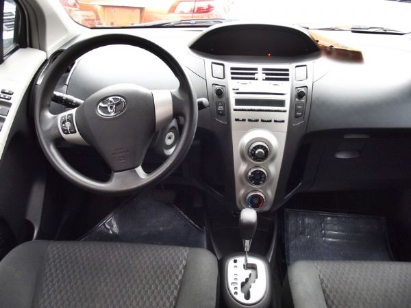 2008年Toyota豐田Yaris 照片5