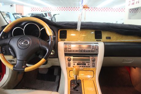 2002年Lexus 凌志 SC 430 照片2