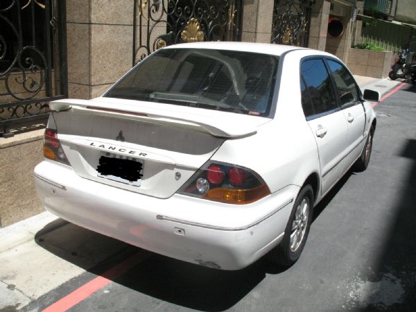 自用2001白色LANCER~車況良好 照片4