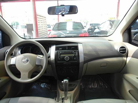 Nissan 日產 Livina 照片3