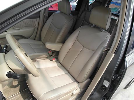 Nissan 日產 Livina 照片5