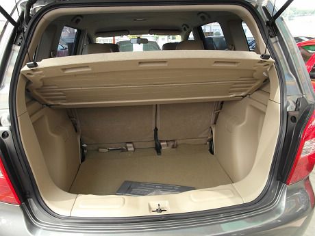 Nissan 日產 Livina 照片9