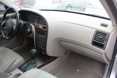 Hyundai 現代 Elantra  照片3