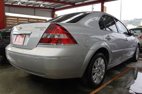 2004年Ford 福特 Metrost 照片10