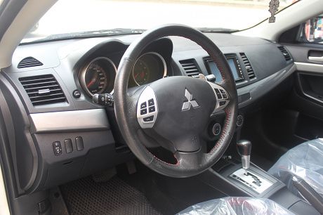 Mitsubishi 三菱 Fortis 照片4