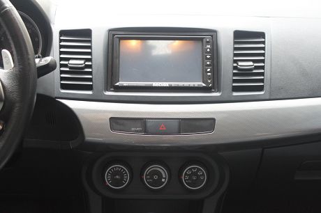 Mitsubishi 三菱 Fortis 照片7