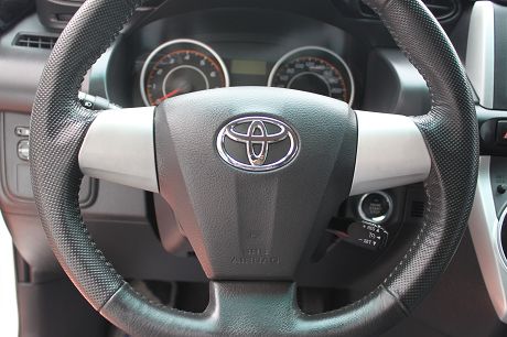 2011年Toyota豐田 Wish 照片7