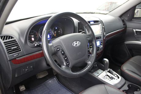 Hyundai 現代 Santa FE  照片4