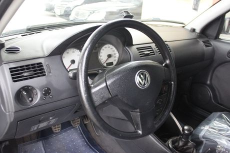 VW 福斯 Pointer  照片4