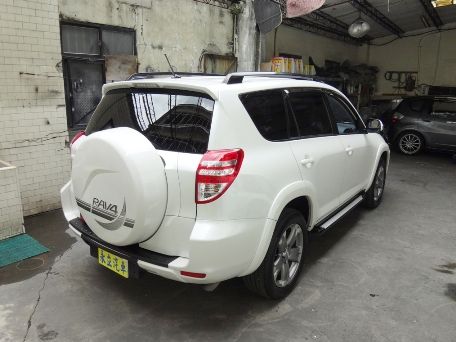 2009 TOYOTA 豐田 RAV4  照片8