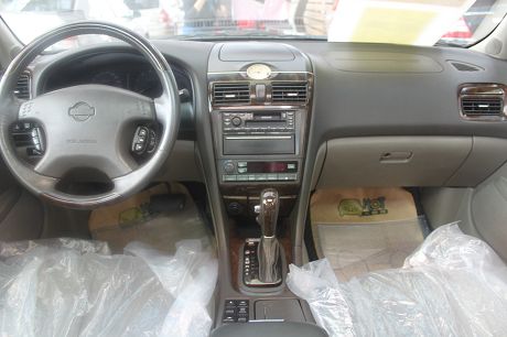 2001年 日產 Cefiro 照片2