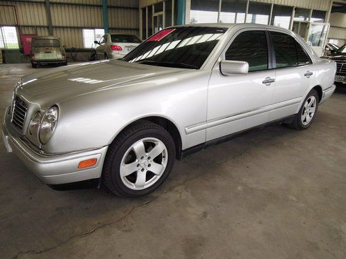 1996 BENZ E320 高鐵汽車 照片1