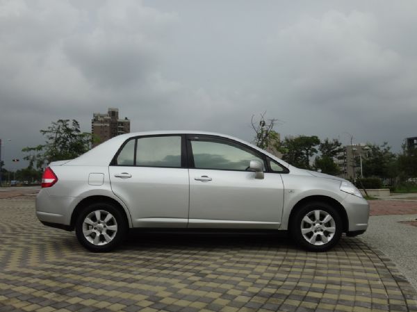 2012 NISSAN TIIDA  照片2