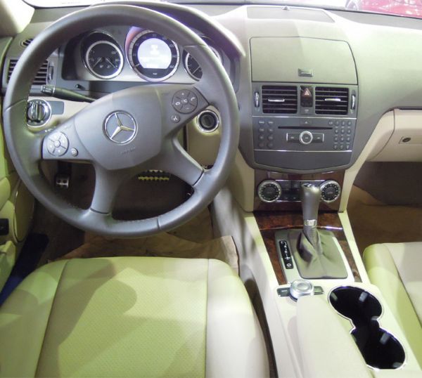 <高鐵汽車>正2009 賓士 C300  照片3