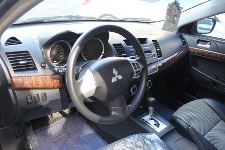 Mitsubishi 三菱 Fortis 照片3