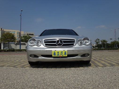 2002 BENZ C320 6安 照片4