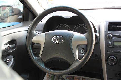 2010Toyota豐田 Altis  照片3