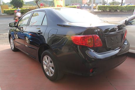 2010Toyota豐田 Altis  照片10