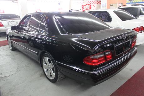 2000Benz 賓士 E320 照片10