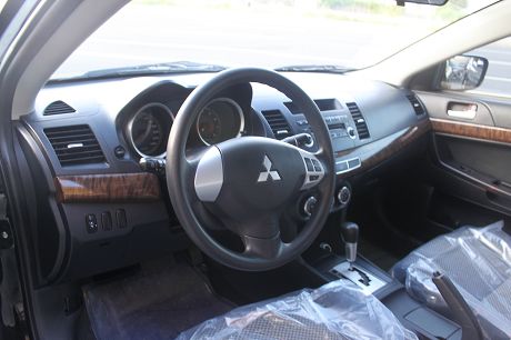 Mitsubishi 三菱 Fortis 照片2