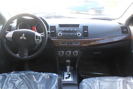 Mitsubishi 三菱 Fortis 照片3