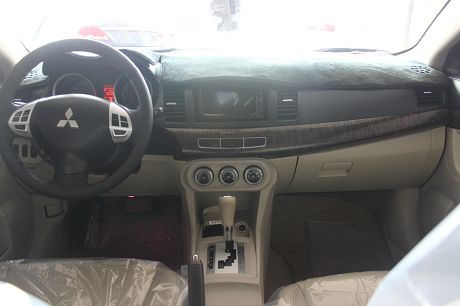 Mitsubishi 三菱 Fortis 照片2