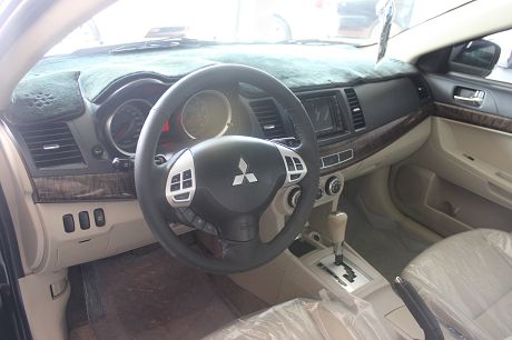 Mitsubishi 三菱 Fortis 照片3