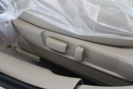 Mitsubishi 三菱 Fortis 照片8