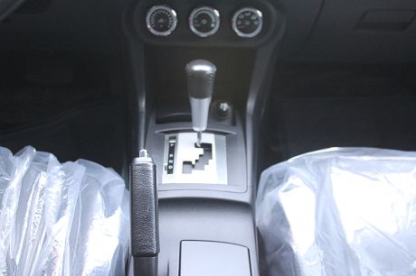 Mitsubishi 三菱 Fortis 照片4