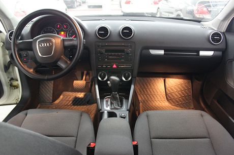 2006年Audi 奧迪 A3 1.6 照片2