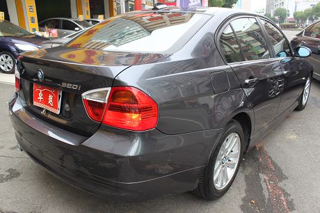 2009年BMW 寶馬 3系列 320 照片7