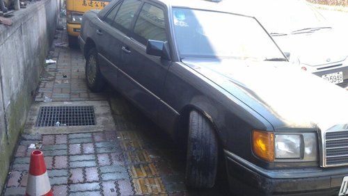 自售93年賓士Benz300E 照片1