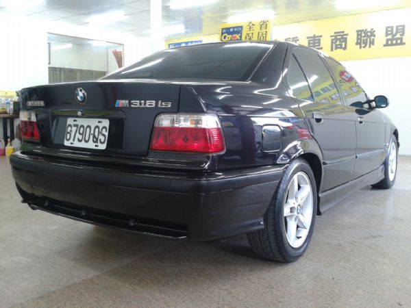 BMW318 黑 02年寶馬 照片3