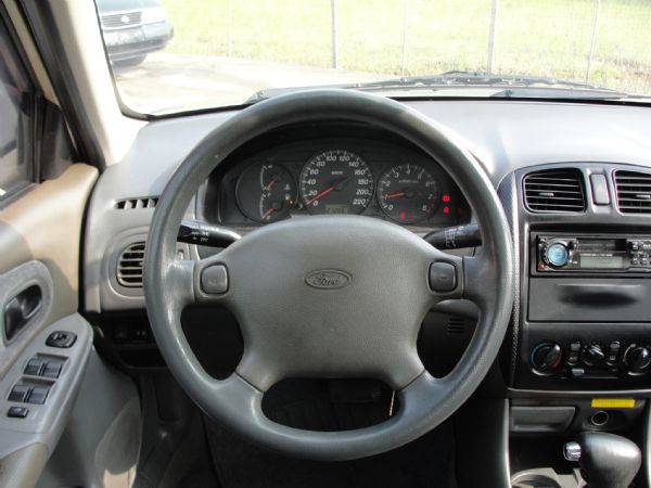 FORD 2001年 TIERRA1.6 照片10