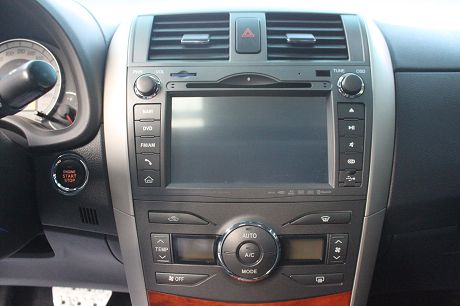 2010年Toyota豐田 Altis 照片7
