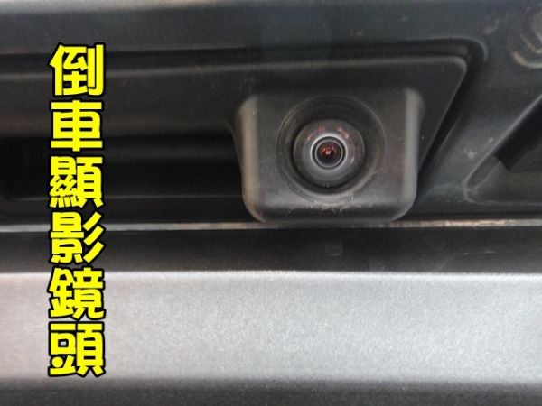 SUM 聯泰汽車2012 TOURAN 照片9